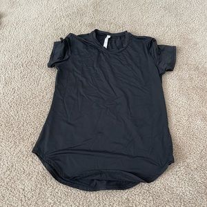 Lululemon T shirt